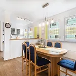 Edos Private Zimmervermietung 3*