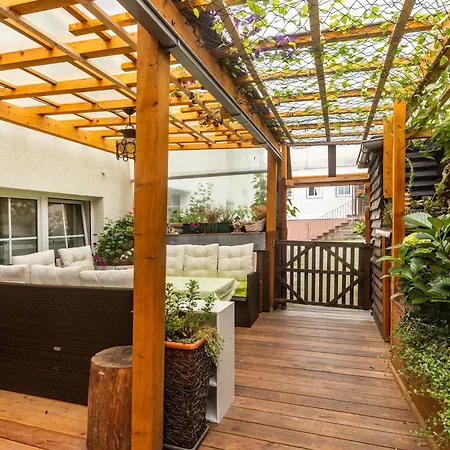 Edos Private Zimmervermietung Konukevi