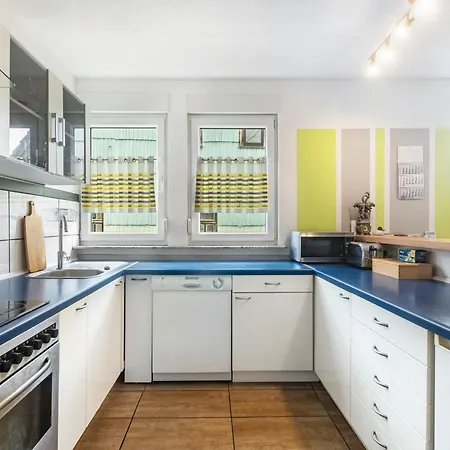 Edos Private Zimmervermietung