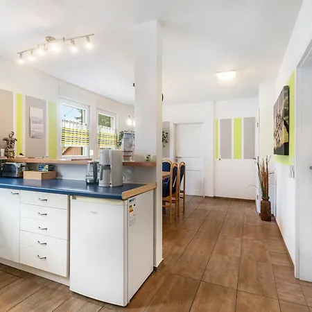 Edos Private Zimmervermietung