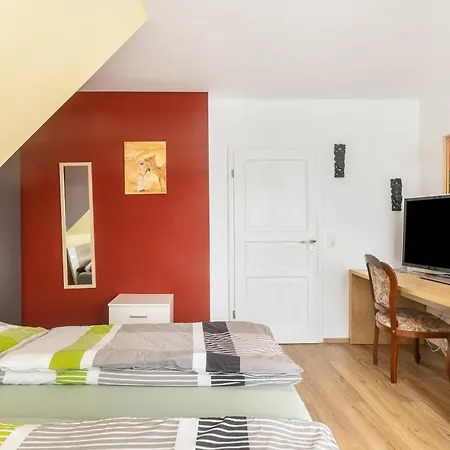 Konukevi Edos Private Zimmervermietung Birstein