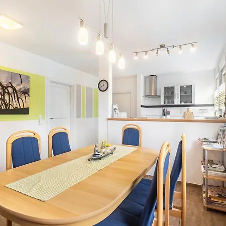 Edos Private Zimmervermietung 3*