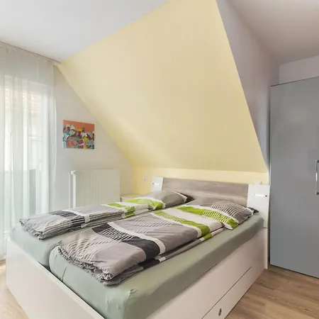 Edos Private Zimmervermietung 3* Birstein