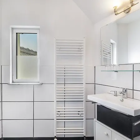Edos Private Zimmervermietung Guest house